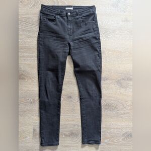 Levi's 721 High‎ Rise Black Skinny Jeans Denim Streetwear Goth Dark Acedemia